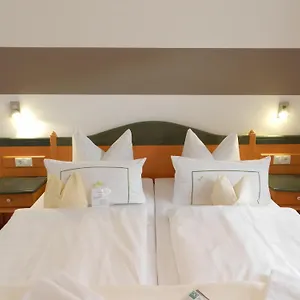 Hotel Jaegerhof Garni, Bernau am Chiemsee